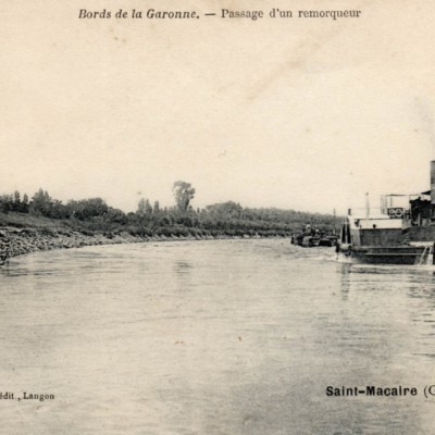Saint Macaire Les bords de Garonne Passage d un remorqueur