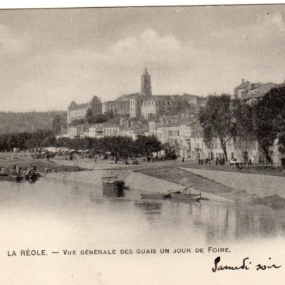 la reole vue generale un jour de foire