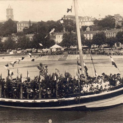 3ascension en bateau vers 1920
