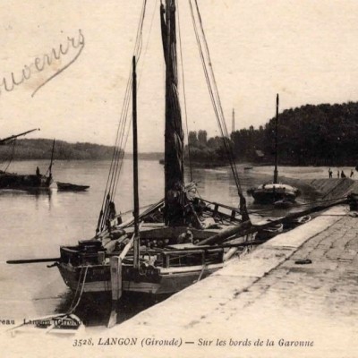 13 CPA Langon Sur les bords de la Garonne