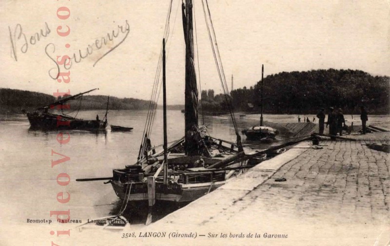13 CPA Langon Sur les bords de la Garonne
