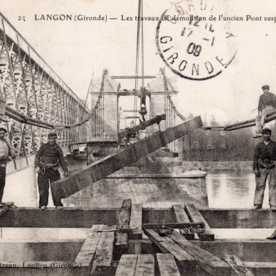 langon les travauxde demolition de l ancien pont suspendu sur la garonne