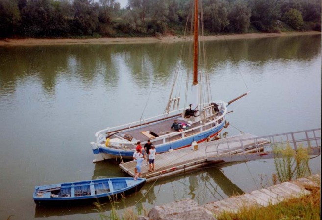 la garonne le transport les gabares 05 photos garonne