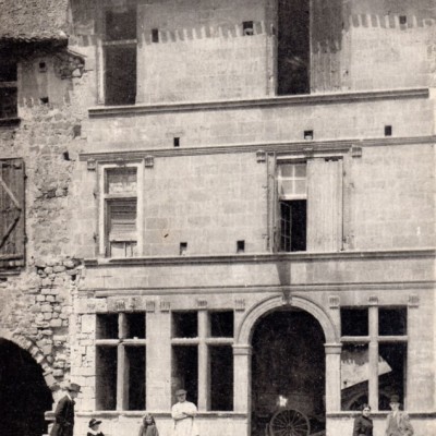 Saint Macaire Ancien Relais de Poste Henri IV 01