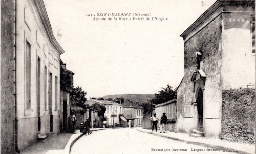 Saint Macaire Avenue de la gare et entree de l Hospice