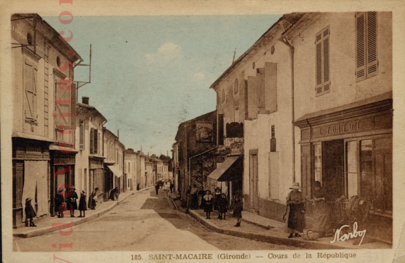 Saint Macaire Cours de la Republique 02