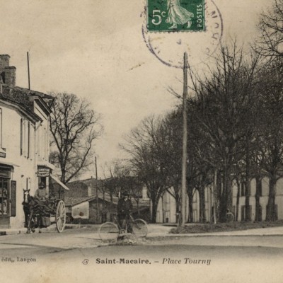 Saint Macaire Place Tourny 05