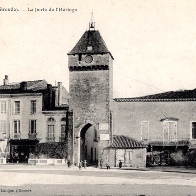 CPA St Macaire Porte de l Horloge 1